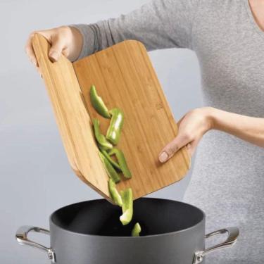 Imagem de Tábua De Corte Dobrável De Cozinha Em Bambu E Silicone 32Cm