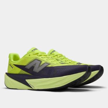 Imagem de Tênis New Balance Fuelcell Rebel V5 Verde Neon Feminino, 39