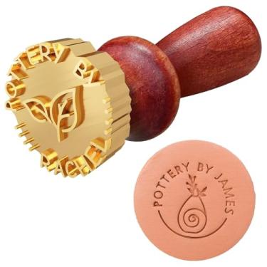 Imagem de Carimbo de argila com logotipo personalizado com cabo de madeira para cerâmica Crie impressões exclusivas em argila, cerâmica, assinatura de sabão (2,5 cm)