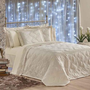 Imagem de Kit Cobre Leito Colcha Serene Queen 7 Peças Micropercal 200 Fios Guipir Bordado Suave - Bege