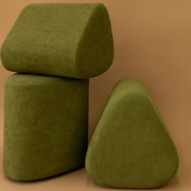 Imagem de Kit 3 Puff Orgânico Trevi Bouclê – Puff Decorativo Moderno para Sala, Quarto e Recepção(Verde Musgo)