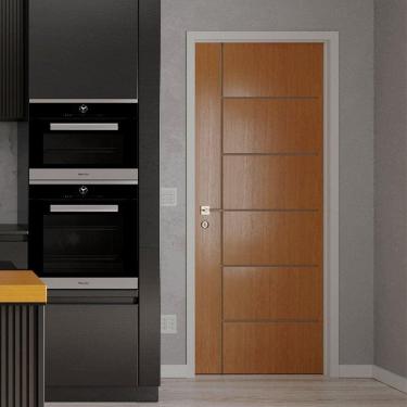 Imagem de Folha de Porta de Madeira 210x90cm Espessura 3,5cm MMC Eucaplac Frisada Elegance Eucatex Nogal Mel