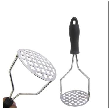 Imagem de Espremedor de Batatas Profissional em Aço Inox – Amassador Articulável Resistente para Purê, Legumes e Frutas – Utensílio de Cozinha Ergonômico - NEXUS MARKET