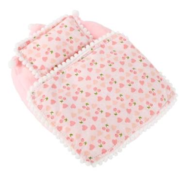 Imagem de Colchão de Cama Boneca Rosa com Edredom e Travesseiro, Cama em Miniatura Tecido Macio Estampa Cereja Móveis Fofos para Casa Bonecas Acessórios de Quarto Perfeitos para Bonecas e Colecionadores