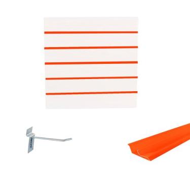 Imagem de Painel Canaletado Branco em Mdf 0,61 x 0,61m com Perfil Pvc Laranja e 