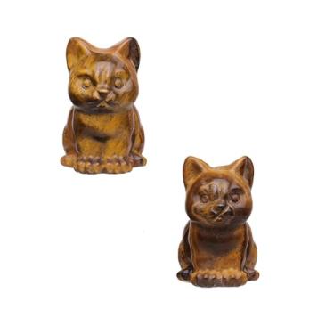 Imagem de Rockcloud Pacote com 2 estátuas de gato de cristal de pedra olho de tigre, estatuetas de animais de gato sentado esculpidas à mão de 3,8 cm para decoração de casa