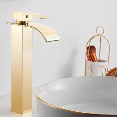 Imagem de Torneira Para Banheiro Cascata Monocomando Luxo Preto E Cromada - Mund