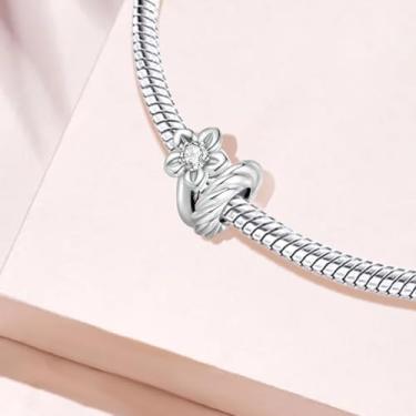 Imagem de 1 peça prata elegante mês berloque para mulheres, faça você mesmo, fabricação de joias e roupa diária combinando joias decoração presente para a mãe (maio), 10.4*10mm, Prata, Sem Pedra Preciosa