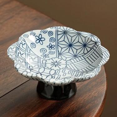 Imagem de FENNYYAR Prato de frutas doméstico de cerâmica estilo chinês, 15 cm, prato de oferta Guanyin God of Wealth