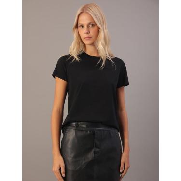 Imagem de Camiseta Feminina Essentials Estampa na Barra Calvin Klein Jeans - Preto-Feminino
