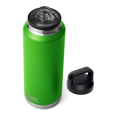 Imagem de Garrafa YETI Rambler de 1,3 L, à prova de vazamento, isolamento a vácuo, aço inoxidável com tampa Chug, verde (Canopy Green)