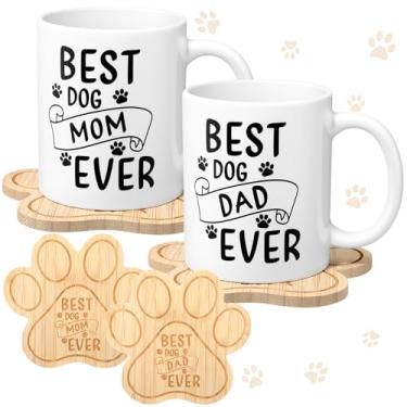 Imagem de Baderke 2 peças de presentes de casamento Best Dog Mom & Dad Ever Canecas para casais 325 ml xícaras de café de cerâmica com pata porta-copos de bambu presentes para amantes de cães presentes para