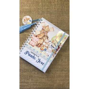 Imagem de Caderneta de Saúde Infantil Personalizada, Tema Fazendinha Menino, Capa Holográfica, A5, com Chaveiro e Pingente