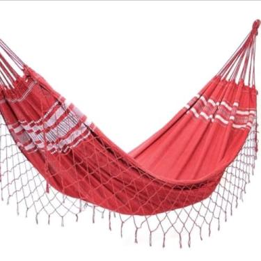 Imagem de Rede de Descanso Casal Pernambucana Artesanal 100% Algodão Reforçada com Renda em Macramê – Rede de Dormir Confortável para Varanda e Jardim(VERMELHO)