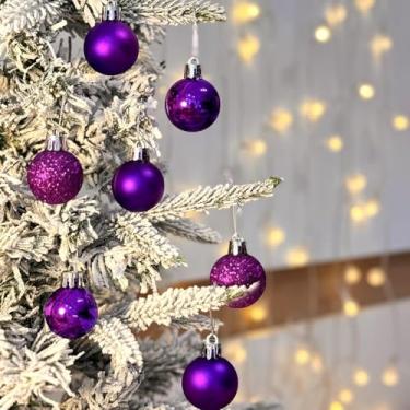 Imagem de Pacote com 24 enfeites de bola de Natal roxos (30 mm / 1,18 polegadas) - acabamentos variados inquebráveis (brilhante, fosco, glitter) - Pequenos enfeites festivos para mini árvores, grinaldas