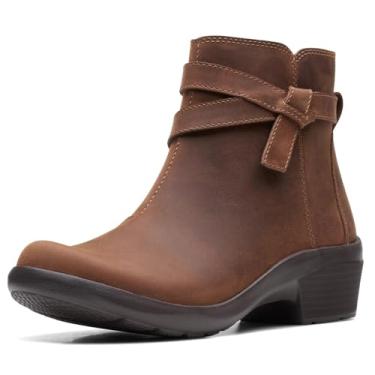 Imagem de Clarks Bota feminina Angie Spice cano curto, Couro marrom escuro