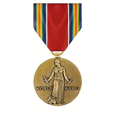 Imagem de MEDALS OF AMERICA EST. 1976 Medalha da vitória da Segunda Guerra Mundial em tamanho real