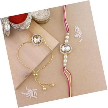 Imagem de Generic Conjunto Rakhi para irmão e Bhabi com Roli Chawal e Bhaiya Bhabhi Rakhi Kundan Lumba Rakhi para Bhabhi cunhada Rakhi Conjunto de 2 Rakhi1 com Mishri, médio, prata, Medium, Aço inoxidável,