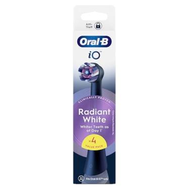 Imagem de Oral-B Cabeças de escova redondas de substituição originais brancas e pretas da série iO, cerdas anguladas para remoção mais profunda da placa, com pétalas de polimento para clareamento dos dentes, 4