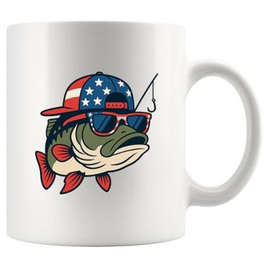 Imagem de Panvola Peixe com chapéu americano e óculos de sol presentes de pesca pescador pai avô marido irmão cidadão americano bandeira dos EUA novidade caneca de cerâmica 325 ml branca