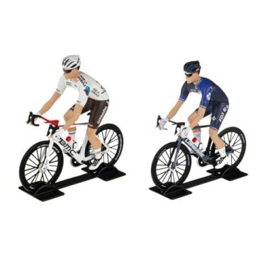 Imagem de OPO 10 - Set of 2 Tour de France 2023 Cyclist Runners Figures - Compatible with SOLIDO 1/18 - TDF12-13