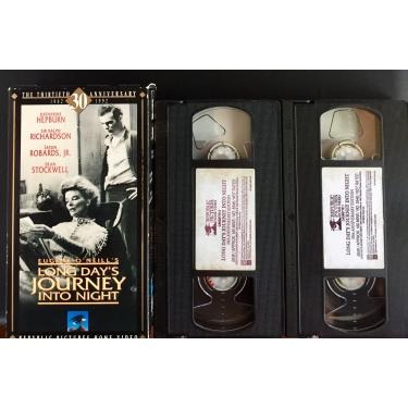 Imagem de Long Day's Journey Into Night [VHS]