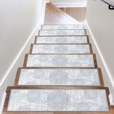 Imagem de Escada antiderrapante de 20 x 76 cm, tapete de escada com suporte de borracha cinza claro padrão étnico retrô lavável e reutilizável para degraus de madeira, degraus de escada de segurança interna