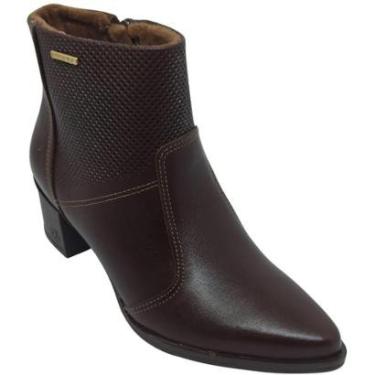 Imagem de Bota Pegada Feminina em Couro com Detalhe Quadriculado-Feminino