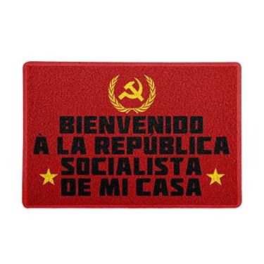 Imagem de Capacho/Tapete, tamanho 60x40cm, na cor vermelho, modelo Política Humor, Bienvenido Republica Socialista de mi casa