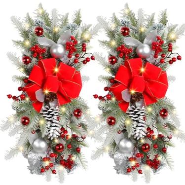 Imagem de 2 grinaldas de LED de Natal, grinalda de Natal pré-iluminada com laço vermelho, ramos de pinheiro falso com pinhas e frutas vermelhas, guirlanda festiva para escadas, porta da frente, parede, janela