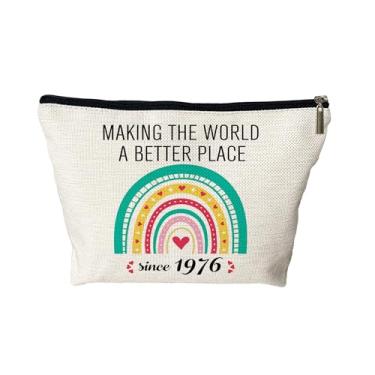 Imagem de PEJAFAN Presentes de aniversário de 50 anos para suas bolsas de cosméticos, tornando o mundo um lugar melhor desde 1976, bolsa de maquiagem, ideias engraçadas de presente de 50 anos para mulheres