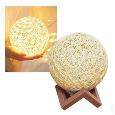 Imagem de pequena Luminária de mesa - Made basics 