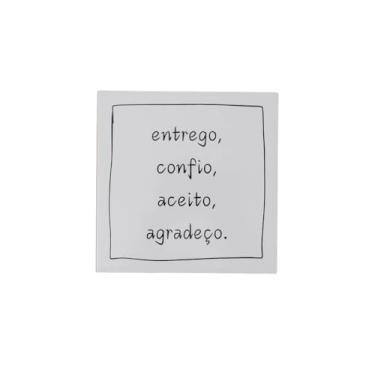 Imagem de azulejo entrego, confio, aceito e agradeço