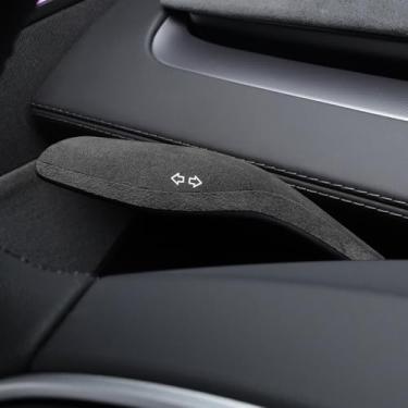 Imagem de BETTERHUMZ Adesivo de capa de coluna de volante compatível com Tesla Model 3 Y 2020-2024 Model Y Juniper 2025 para acessórios de moldagem interior de carro de couro de carbono Alcantara (estilo A)