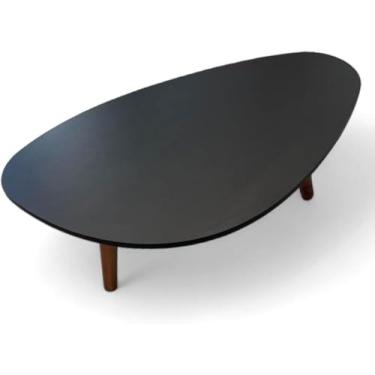 Imagem de Mesa de centro oval com tampo em MDF (fibra de média densidade).