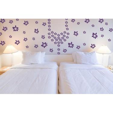Imagem de Adesivo Decorativo Kit 70 Flores para carro guarda roupa - Gaudesivos