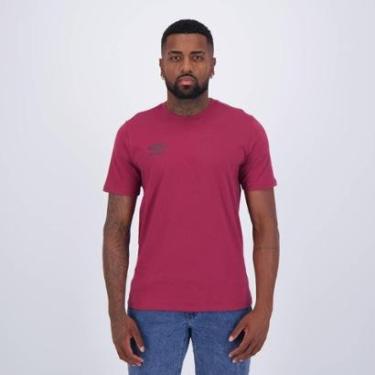 Imagem de Camiseta Umbro Essential Vermelha-Masculino