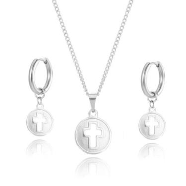 Imagem de conjunto Colar Brinco Argola não escurece em aço inox prata mini cruz 