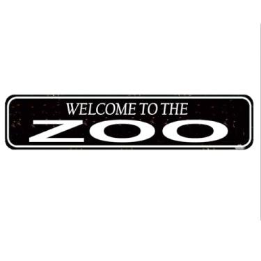 Imagem de Placa de rua Welcome to The Zoo Placa rústica para placa de nome de porta, placa para casa, pátio, jardim, bar, casa de fazenda, garagem, decoração de parede, placa de metal preto 40 x 10 cm