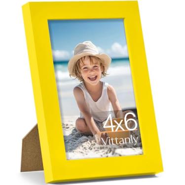 Imagem de Vittanly Porta-retrato 10 x 15 cm, feito de madeira maciça e acrílico inquebrável, moldura de madeira para montagem na parede ou exibição de mesa, moldura para decoração de casa com suporte, amarelo