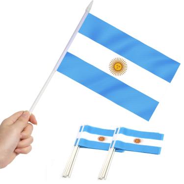 Imagem de Bandeira em miniatura da Anley Argentina - Mini bandeiras argentinas de 5 "x 8" Cores resistentes ao desbotamento e vivas - bandeira de vara de 5x8 polegadas com bandeira de vara branca