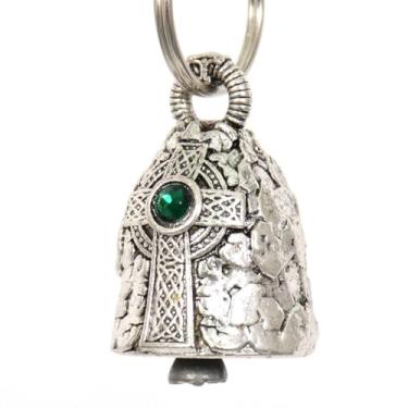 Imagem de Milwaukee Leather MLB9007 "Cruz com diamante verde" sino de boa sorte para motocicleta | Acessório de chaveiro para motociclistas - tamanho único