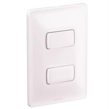 Imagem de 2 Interruptores Simples 4x2 10A 250V Zeffia - 680101 - PIAL