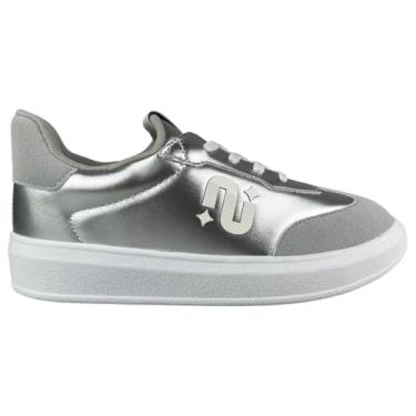 Imagem de Tênis Juvenil Menina Novopé Casual Estiloso Calce Fácil (Prata, Medio, BR, Criança de 4 a 8 anos, Numérico, 31)