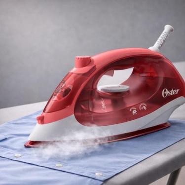 Imagem de Oster Ferro de Passar a Vapor Verde e Rosa com Base Antiaderente 25 Sa