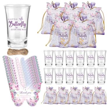 Imagem de FYSUIMU 50 conjuntos de lembrancinhas de festa de chá de bebê borboleta A Little Butterfly Is on The Way Copos de tiro transparentes de acrílico com etiquetas de agradecimento sacos de organza roxa