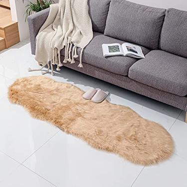 Imagem de linmopm Tapete de pele sintética de pele de carneiro, felpudo, fofo, bege, 6 x 1,8 m, tapetes para quarto, cabeceira, cama, chão, sala de estar, tapete de pelúcia de alta densidade, super capa de sofá