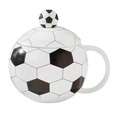 Imagem de JIAHG Conjunto de canecas de cerâmica com tema de futebol portátil com colher de tampa 382.7 g/400 ml, design de futebol de grande capacidade, xícara de café, chá, leite, presente esportivo ideal para