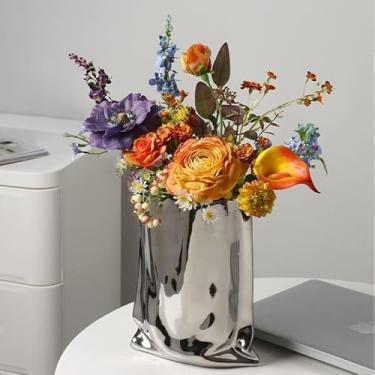 Imagem de Vaso moderno de cerâmica prateada – Design de saco de papel dobrado, vaso decorativo exclusivo feito à mão para flores, decoração de casa e sala de estar (prata)