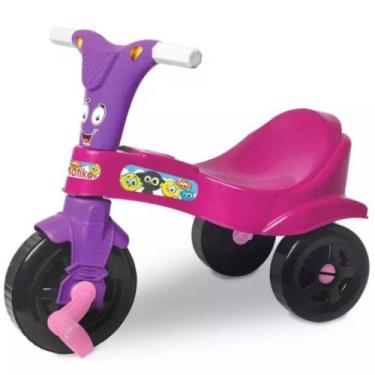 Triciclo infantil menina com empurrado